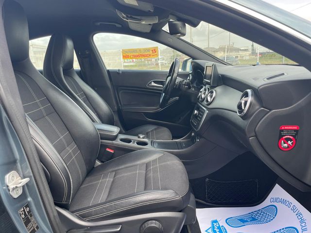 Mercedes-Benz Clase CLA 220 CDI AUT 2013