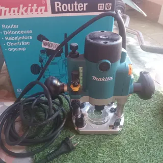 Fresadora Makita Router