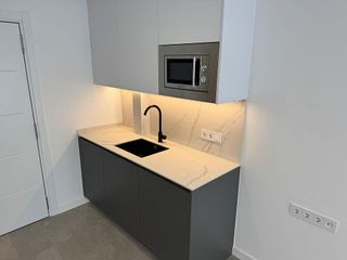 Oficina en venta en Playa Bajadilla - Puertos en Marbella