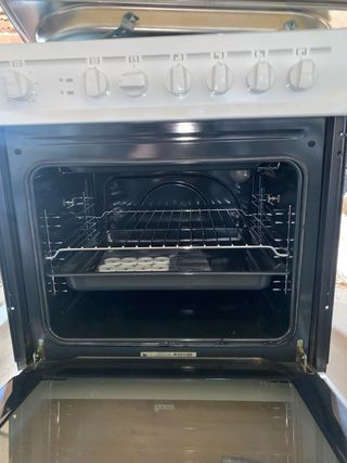 Horno y Vitrocerámica Teka