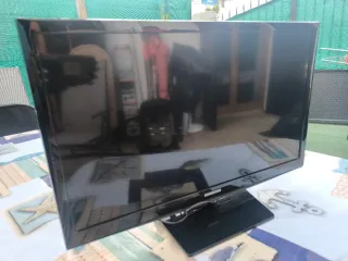 Samsung TV LED 24 HD HDMI Clase A+