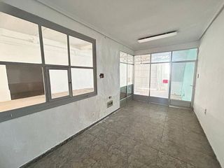 Nave industrial en venta en Crevillent