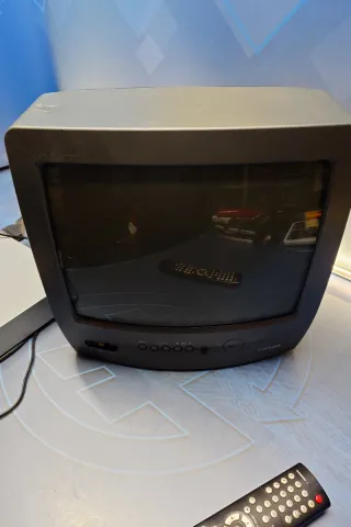 TV Toshiba 14 con mando