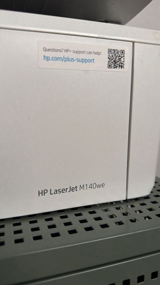 Stampante multifunzione HP LaserJet con scanner