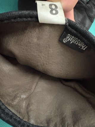 Guante de piel negro