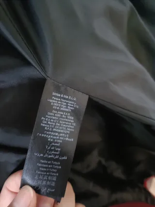 Abrigo rojo de paño