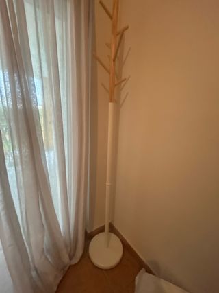 Perchero de pie madera y metal