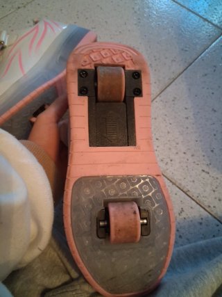 Zapatillas con ruedas niña talla 33-34