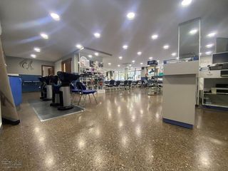 Local comercial en alquiler en Navas en Barcelona