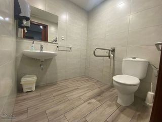 Local comercial en alquiler en Navas en Barcelona