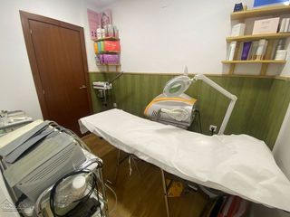 Local comercial en alquiler en Navas en Barcelona