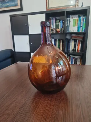 Damajuana Vidrio Ámbar Soplado"Barcelona"Vintage.