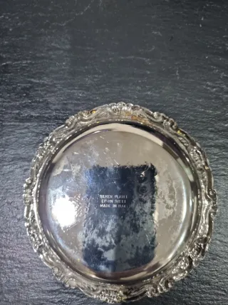 SEIS PLATOS PAN SILVER PLATED ANTIGUOS.