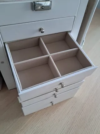 JOYERO POLIPIEL BLANCO. SONGMICS. COMO NUEVO