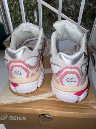 Asics GEL NYC blancas y rosas talla 36