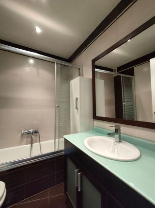 Piso en alquiler en Los Cármenes en Madrid