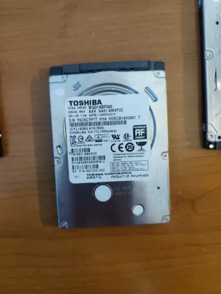 Lote 14 HDD 2.5 SATA PARA REPARAR