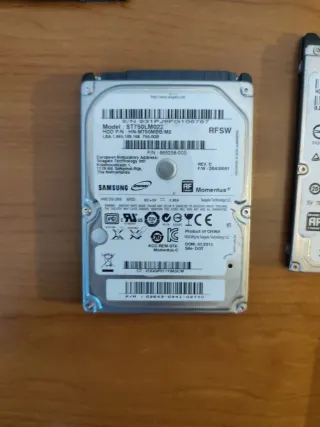 Lote 14 HDD 2.5 SATA PARA REPARAR