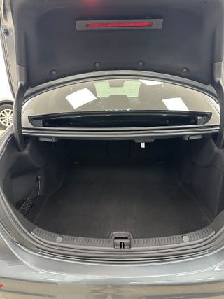 Mercedes Clase E 220d AMG Techo Burmester Auto