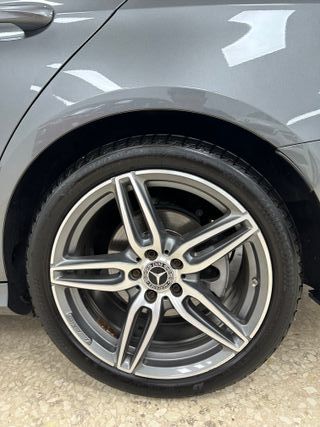 Mercedes Clase E 220d AMG Techo Burmester Auto