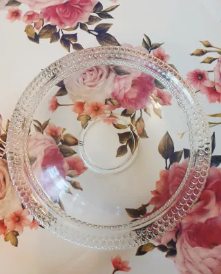 Centro tavola in vetro decorato