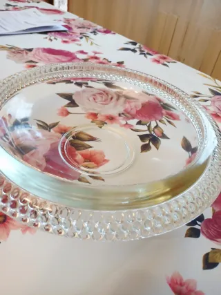 Centro tavola in vetro decorato