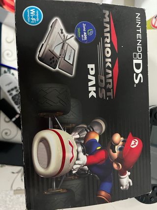 Nintendo DS Plata y dos juegos