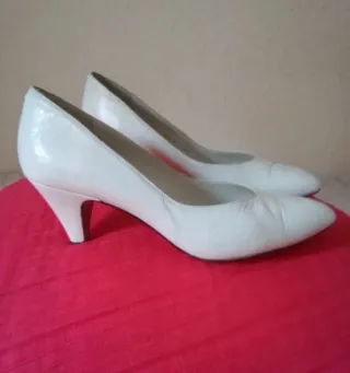 Zapatos piel blancos mujer
