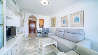 Piso en venta en Playa de la Fontanilla en Marbella