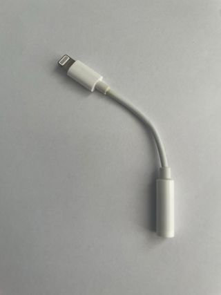 Adaptador Lightning a Jack 3.5mm Apple