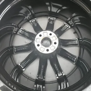 Llantas Audi Q8 SQ8 21” Originales