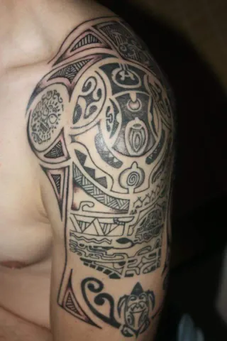 Tattoos - Tatuador con 20 años de experiencia