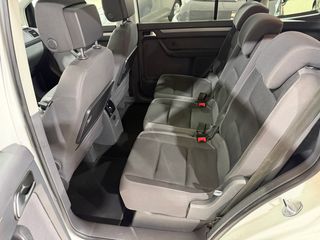 Volkswagen Touran 2014 2.0TDI ADVANCE