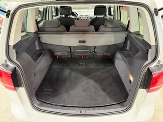Volkswagen Touran 2014 2.0TDI ADVANCE