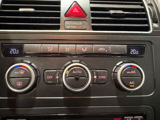 Volkswagen Touran 2014 2.0TDI ADVANCE