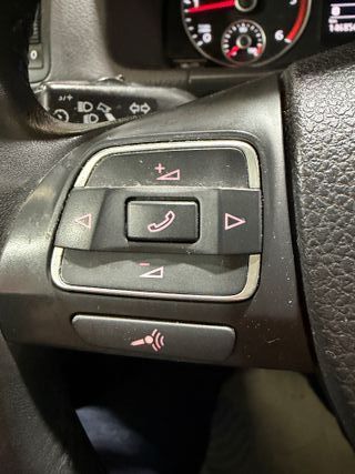 Volkswagen Touran 2014 2.0TDI ADVANCE