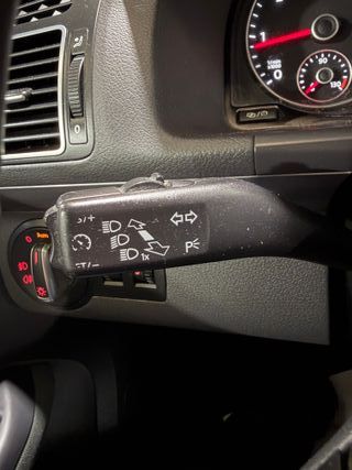 Volkswagen Touran 2014 2.0TDI ADVANCE