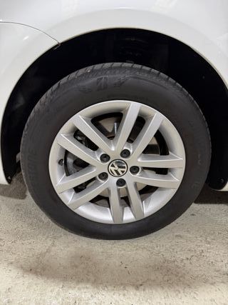 Volkswagen Touran 2014 2.0TDI ADVANCE
