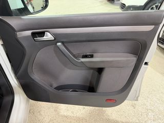 Volkswagen Touran 2014 2.0TDI ADVANCE