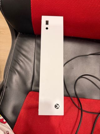 Xbox Series S Console + 2 Controller