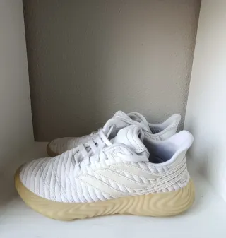 Zapatillas Adidas Sobakov Beige/Blanco