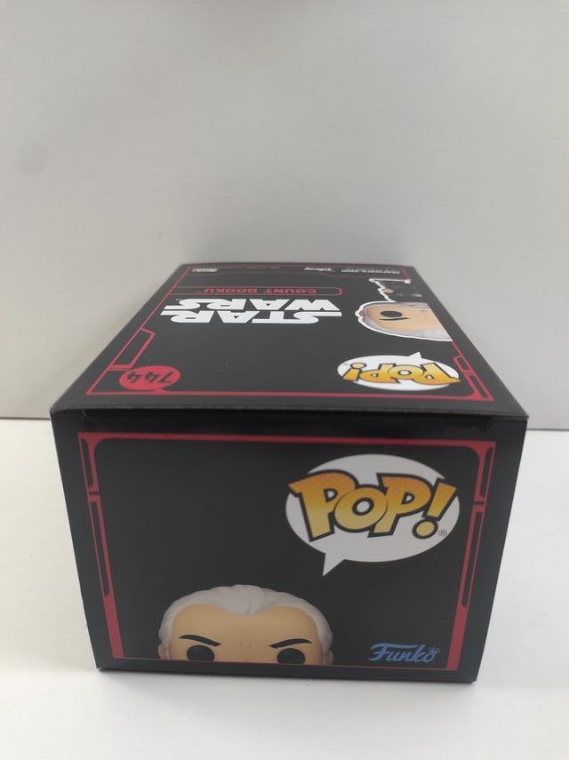 Funko Pop Star Wars 744 Count Dooku