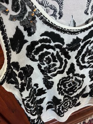 Top Zara lentejuelas negro y blanco