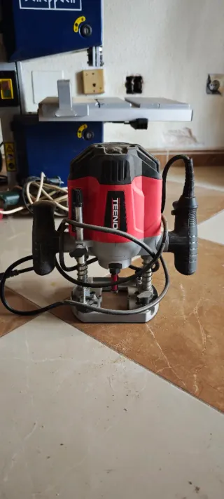 Maquina de sierra de cinta y fresadoras+ accesorio