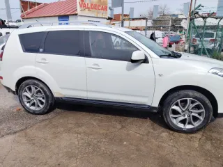 Citroen C-Crosser 2013