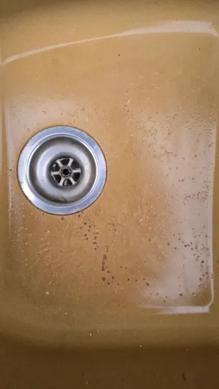 Fregadero doble marrón