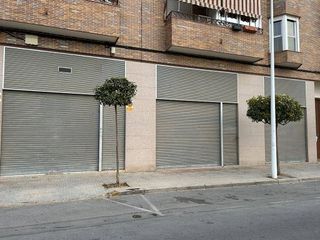 Local comercial en venta en Crevillent