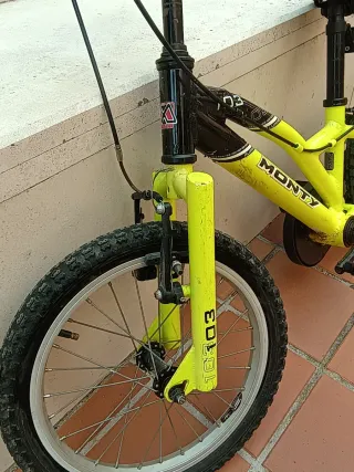 Bicicleta marca Monty 16 pulgadas 3 a 6 años