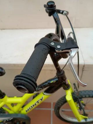 Bicicleta marca Monty 16 pulgadas 3 a 6 años