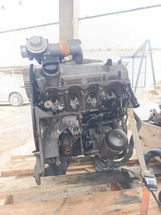 Motor Volkswagen TDI sin periféricos